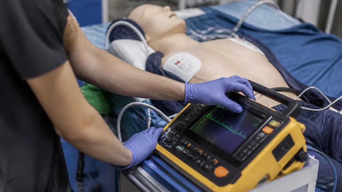 How Long Does an ACLS Class Take? Complete Duration Guide for 2026 August