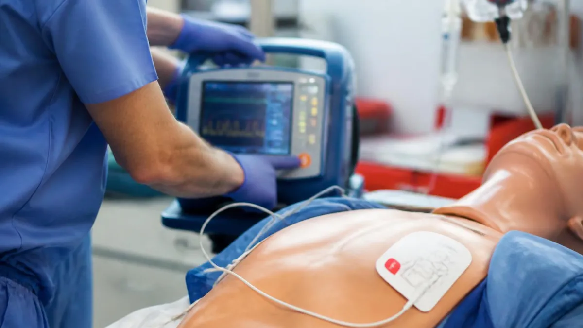 ACLS and BLS Training - ACLS Advanced Cardiovascular Life Support Practice certification study resource