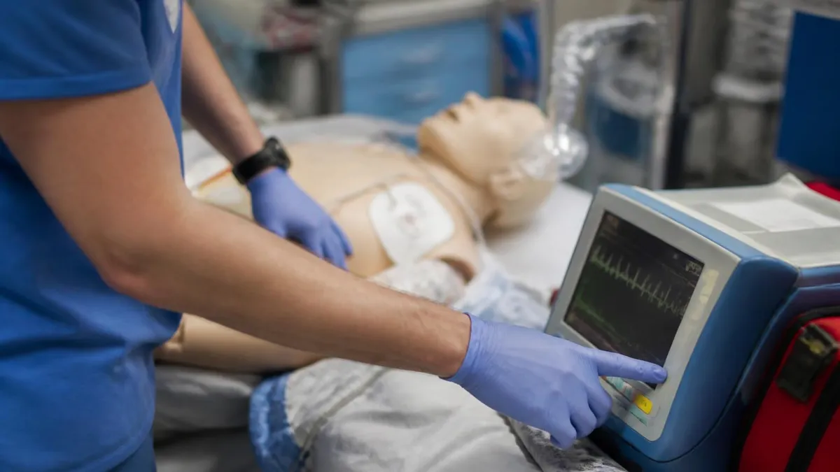 ACLS CPR Guidelines - ACLS Advanced Cardiovascular Life Support Practice certification study resource