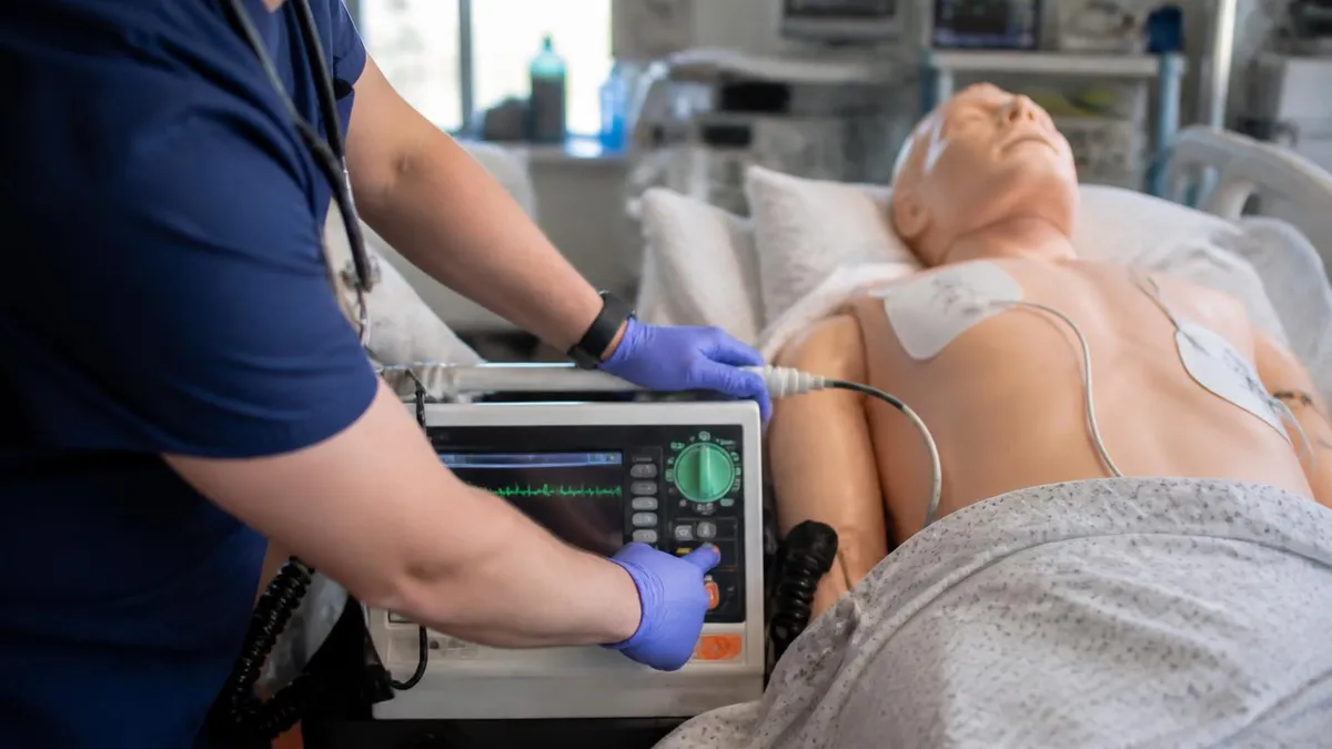 ACLS Training Reviews - ACLS Advanced Cardiovascular Life Support Practice certification study resource