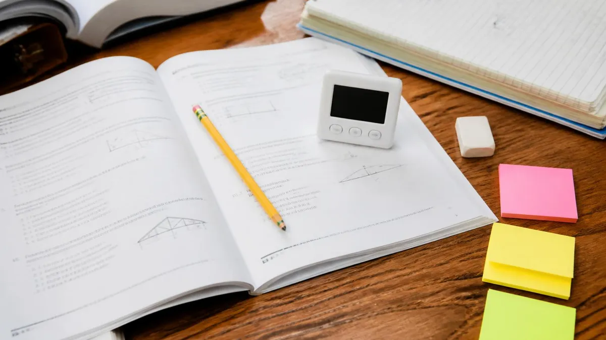 Can a General Contractor Be a Real Estate Agent? Career Paths, Licensing & Opportunities