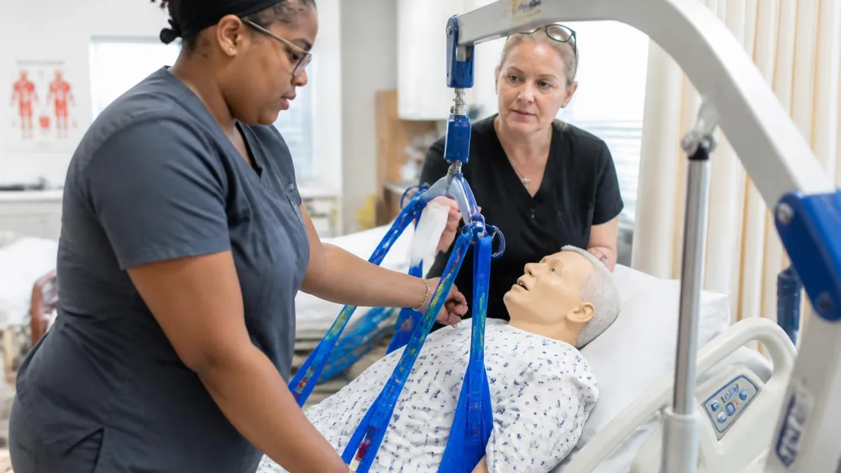 What is a Gna Certification - GNA - Geriatric Nursing Assistant certification study resource