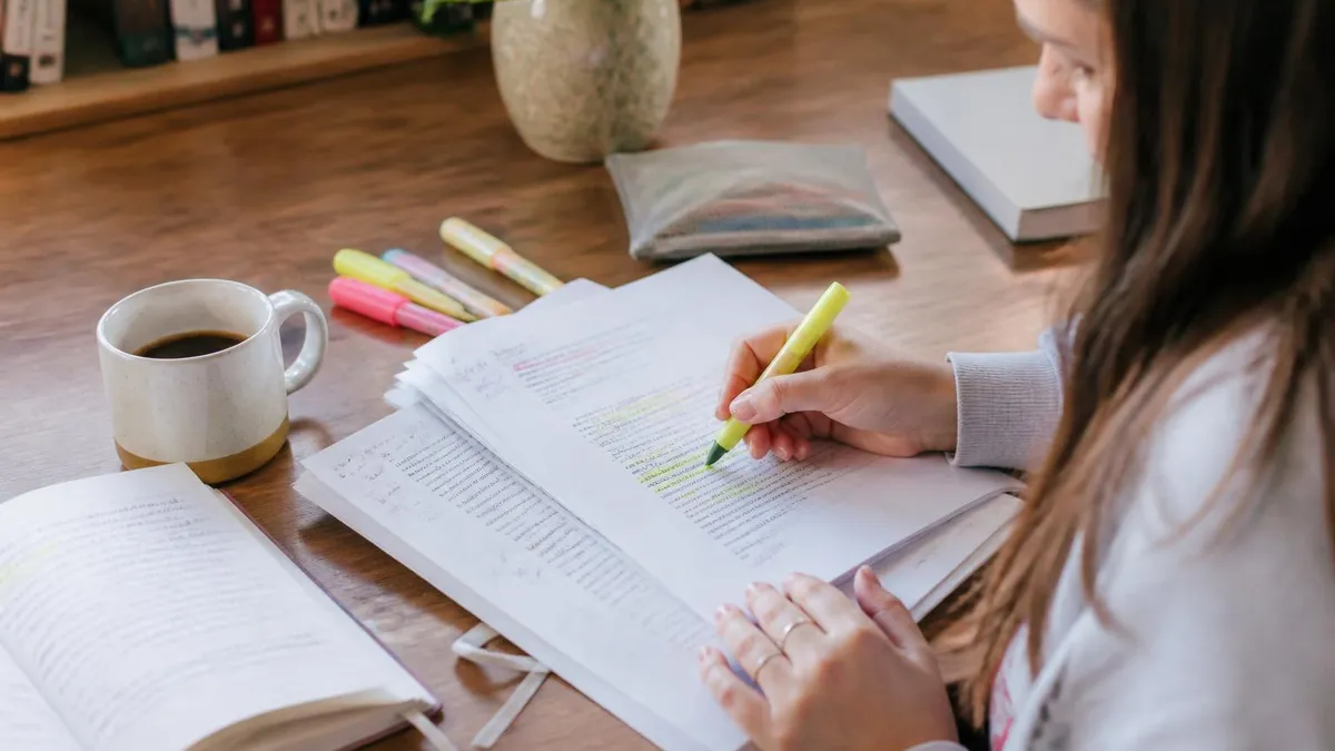 Google Analytics 4 vs Universal Analytics - Google Analytics certification study resource