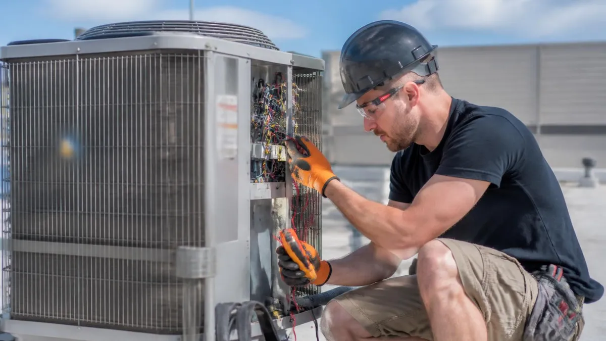 HVAC Truck Equipment: The Complete Guide to Tools, Setup, and Fleet Management for HVAC Technicians