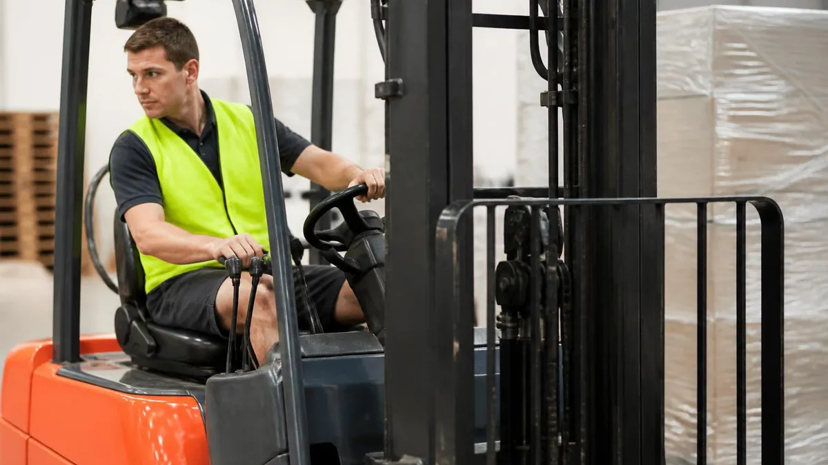 Forklift Safety Knowledge (Australia) — Complete Guide (2026 August)