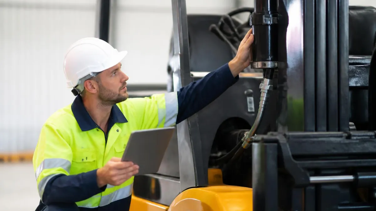 Pre-start Hydraulic System Inspection Checklist - Forklift Licence Australia - TLILIC0003 certification study resource