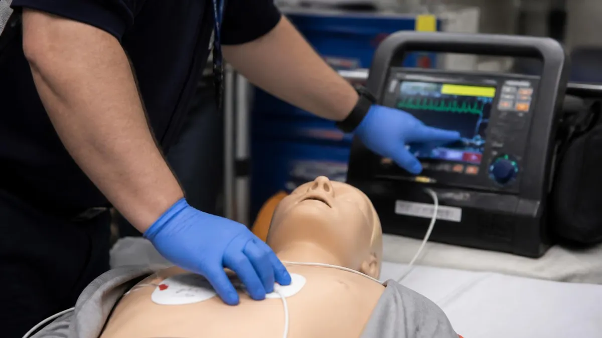 ACLS Pretest - ACLS Advanced Cardiovascular Life Support Practice certification study resource