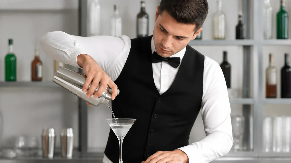 Bartending School: Costs, What You Learn and If It's Worth It
