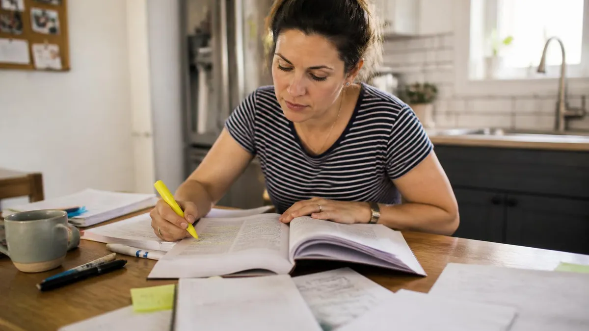 Questions About Canadian Citizenship - Canadian Citizenship certification study resource