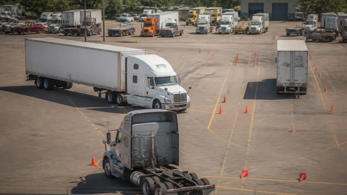 CDL Test - CDL - Commercial Driver's License certification study resource