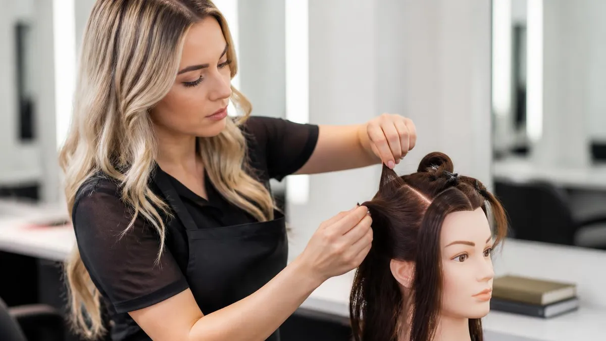 Cosmetology Degree: Programs, Cost, Time, and Career Paths 2026 June
