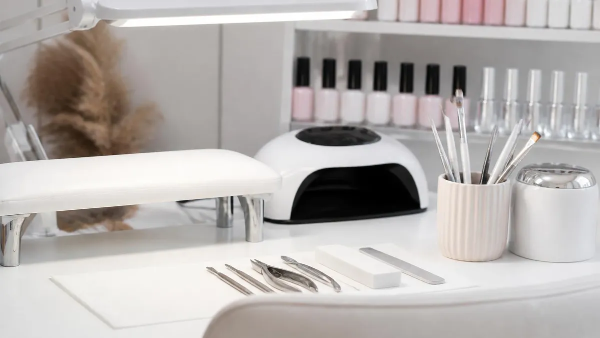 State Hour Requirements at a Glance - Cosmetology certification study resource