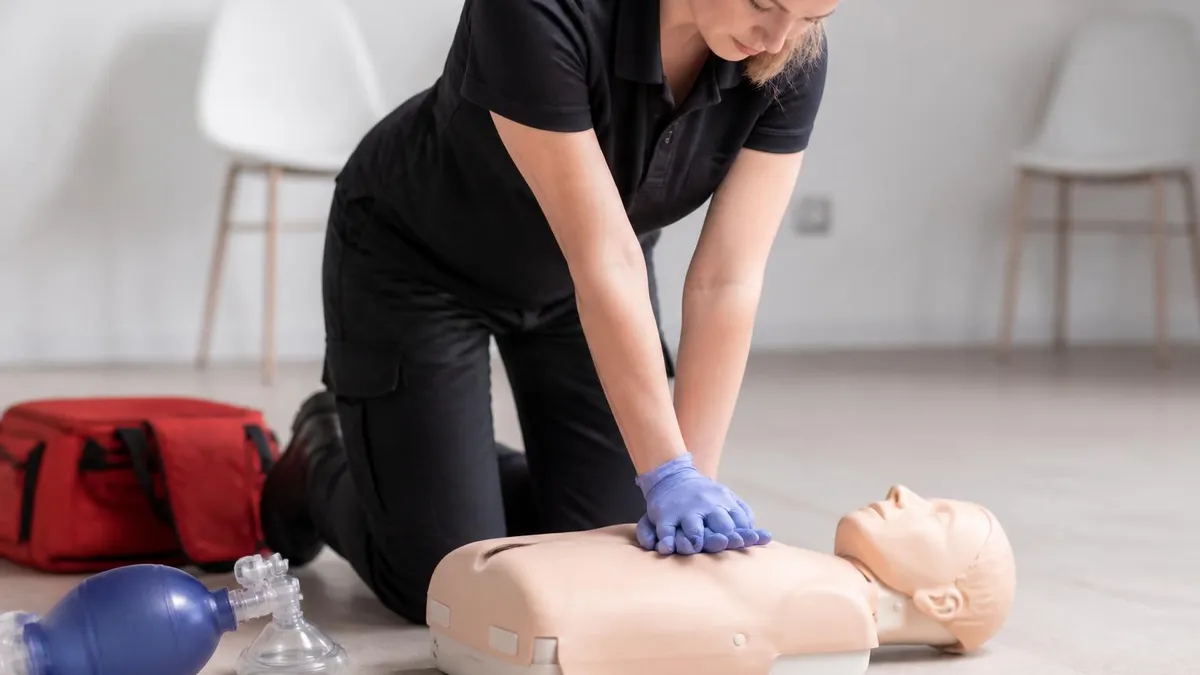 CPR Class Online: Complete Guide to ACLS Algorithm, PALS Certification, and Life Support Training in 2026 June