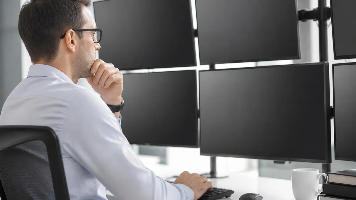 What Is Day Trading? Definition, Terms & Types Explained 2026 July