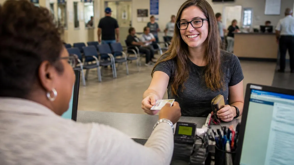 California Dmv Practice Test - DMV - Department of Motor Vehicles certification study resource