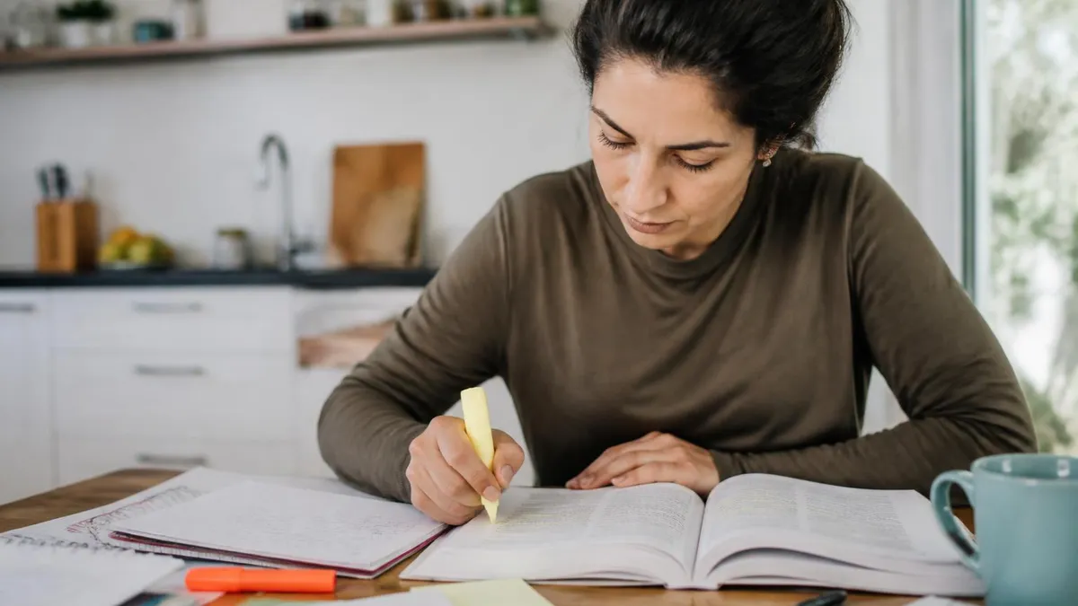 What Are Practice Hub Sessions in Duolingo? Complete Guide for 2026 October