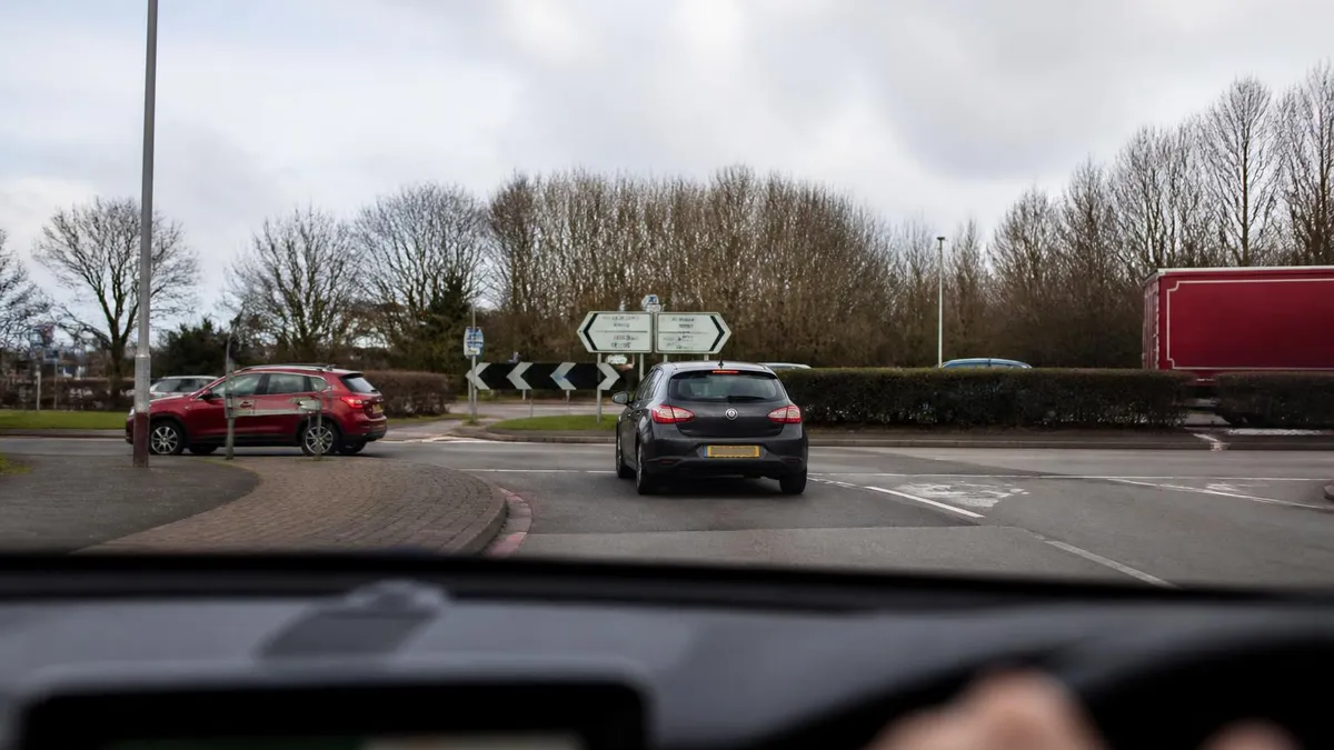 Best Driving Theory App - DVSA - UK Driving Theory Test certification study resource