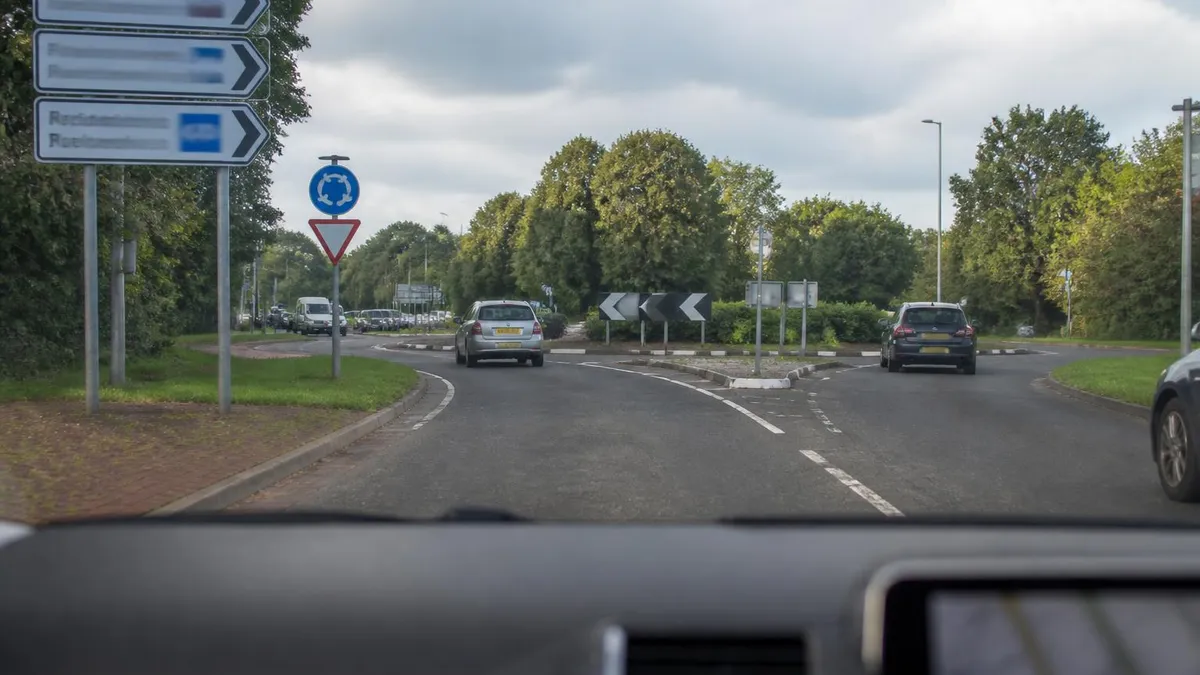 How Many Questions to Pass Theory Test - DVSA - UK Driving Theory Test certification study resource