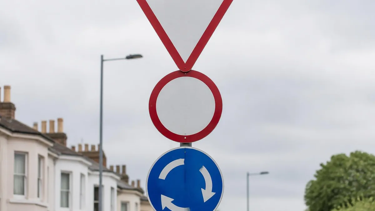 UK Driving Test: Theory, Practical, and How to Pass First Time 2026 June
