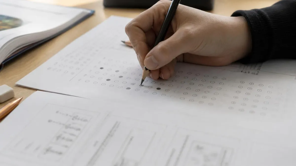Examen BACE 2026 — Preguntas de Práctica de Biotécnico