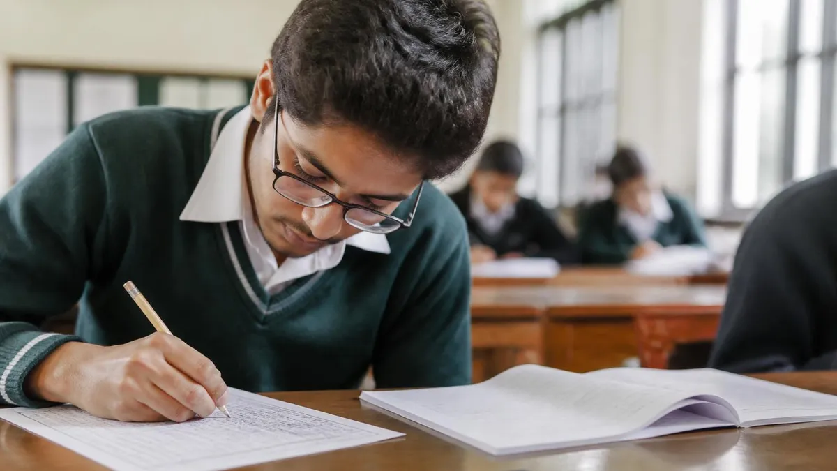Practice Test - CCMA en Español - Asistente Médico Clínico Certificado certification study resource