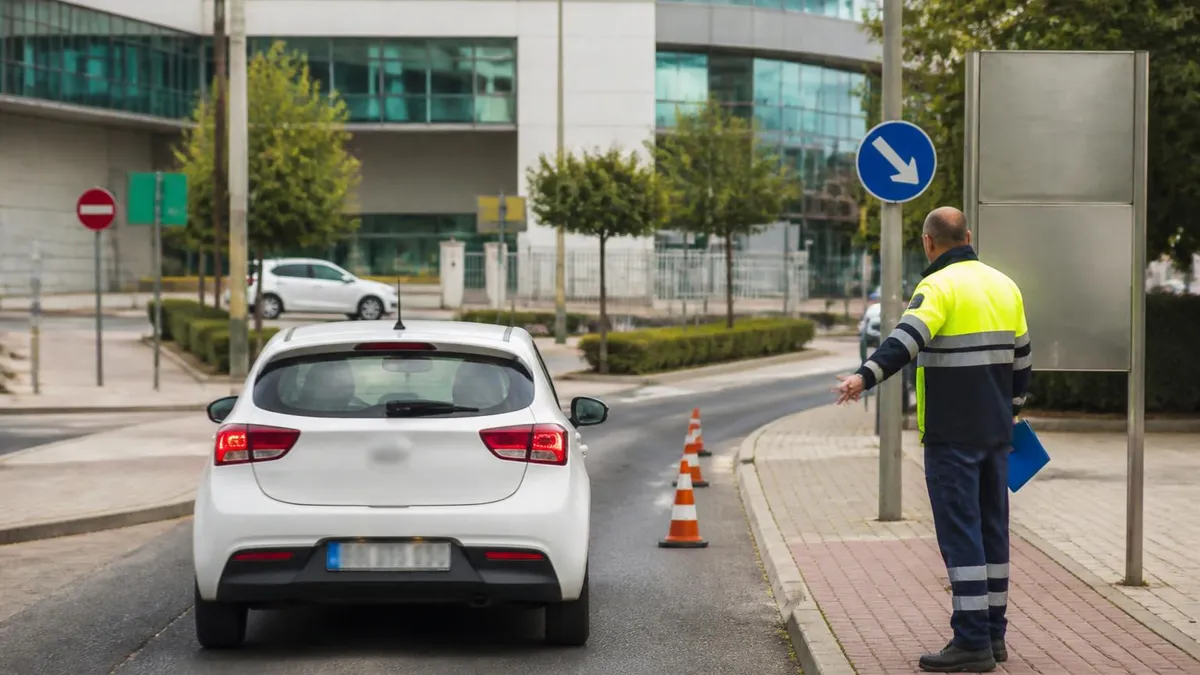 Examen Teórico Permiso B DGT España 2026 June