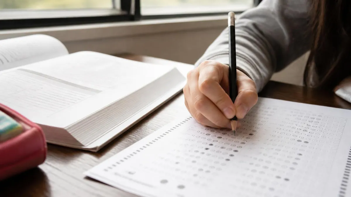 Examenes De Certificacion De Maestros Del Estado D - Exámenes del Estado de Nueva York - Práctica en Español certification...