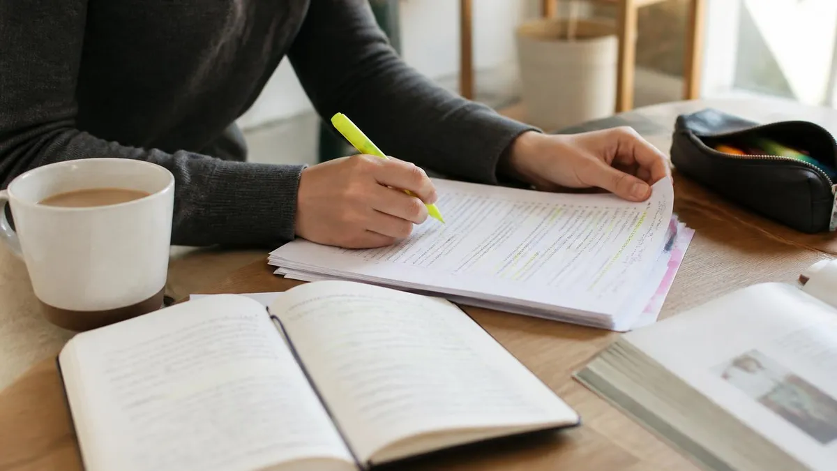 Pruebas De Practica De CDL De Nueva York guide for Exámenes del Estado de Nueva York - Práctica en Español exam preparation