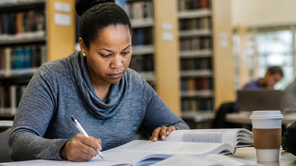 Dificultad Del Examen GED - GED en Español - Examen de Equivalencia de Escuela Secundaria certification study resource