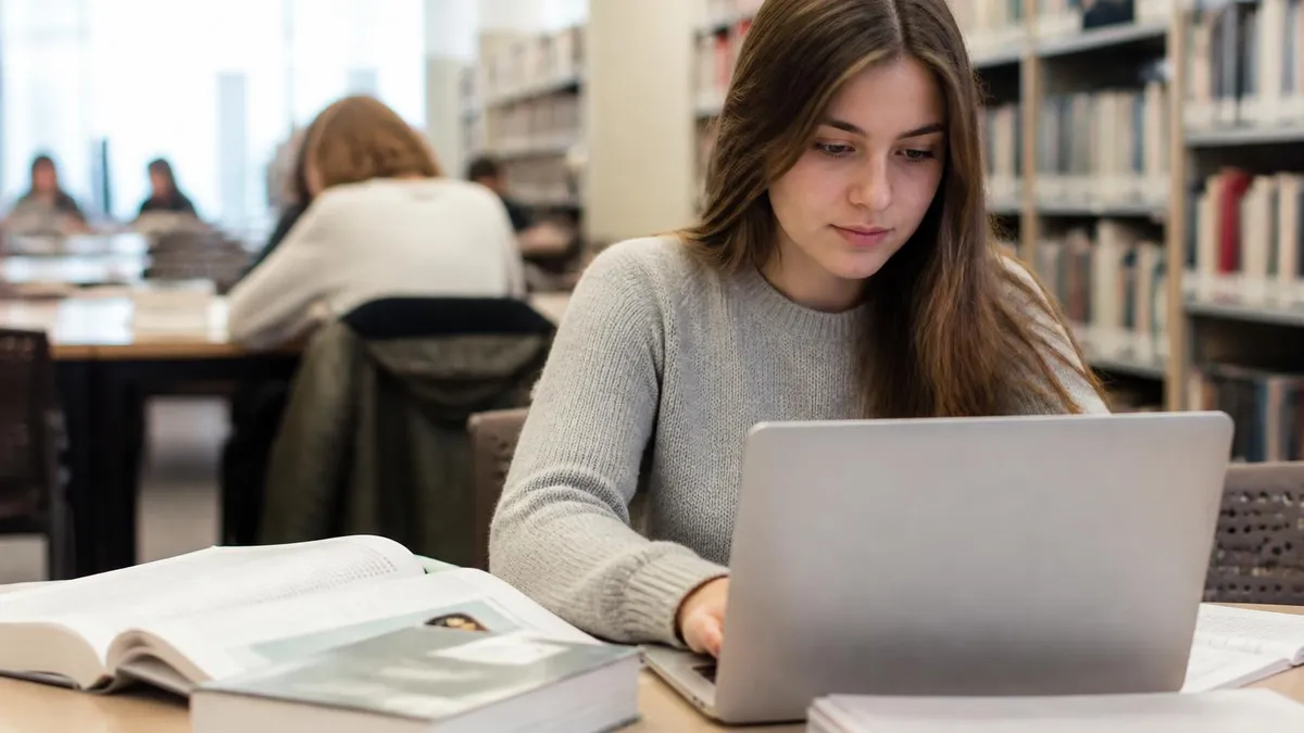 Examenes GED Y Pruebas De Practica Por Estado - GED en Español - Examen de Equivalencia de Escuela Secundaria certificatio...