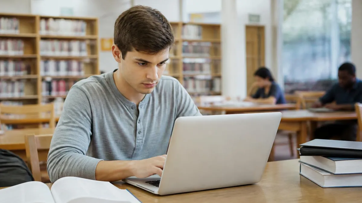 GED en Español: Guía Completa del Examen GED, Materias y Pruebas de Práctica Gratis