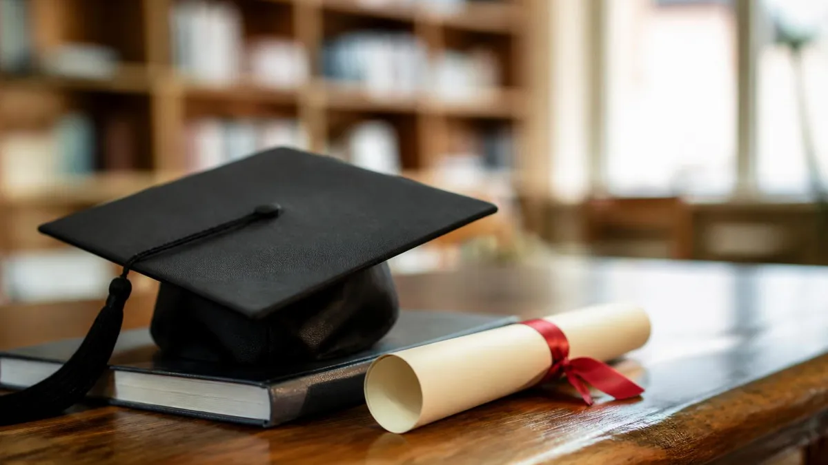 Pruebas de Práctica GED en Línea: Guía Completa con Preguntas Gratis para Aprobar el Examen GED