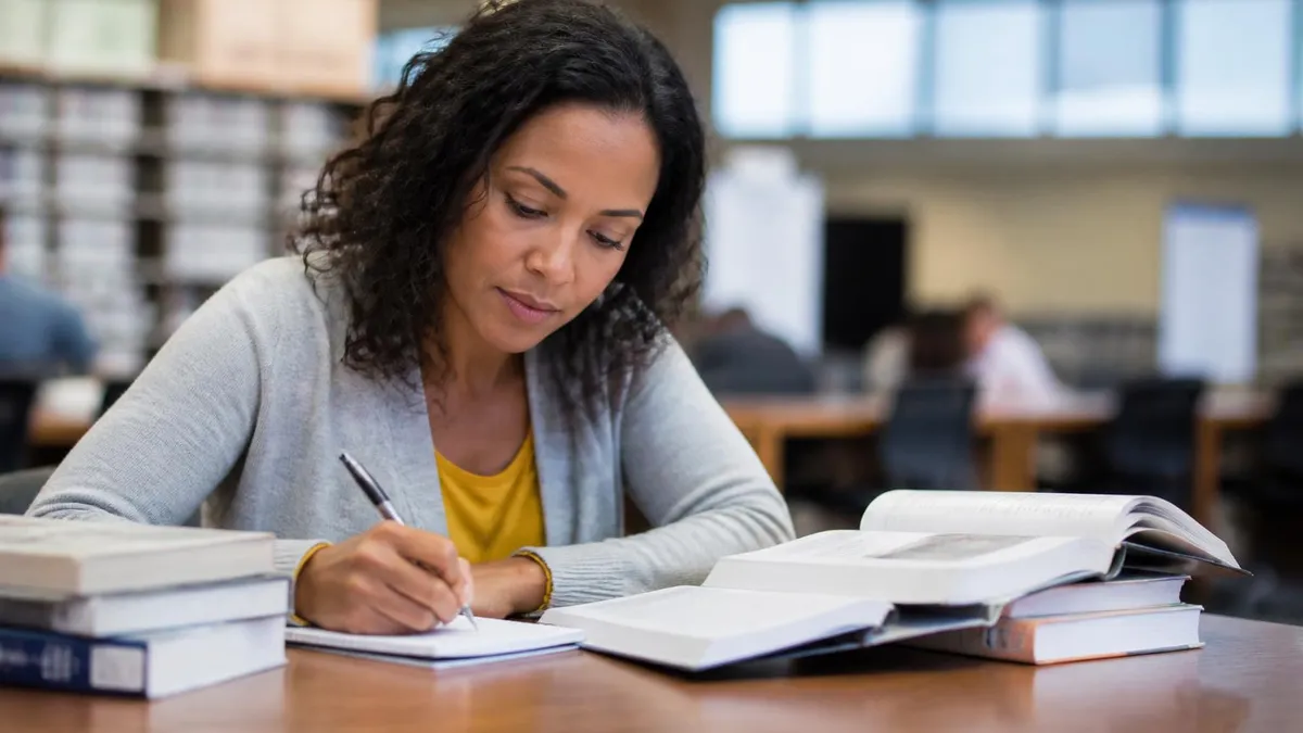 Pruebas de Práctica Gratuitas del GED en Línea: Guía Completa para Aprobar el Examen GED