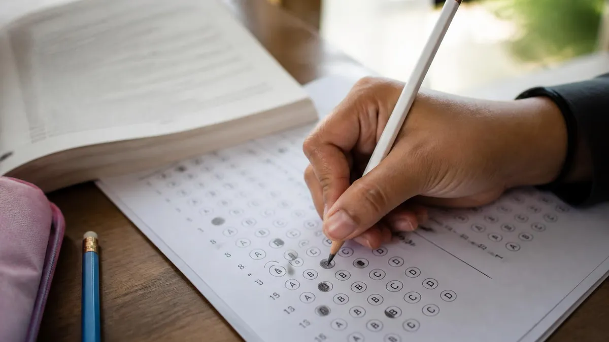 Curso De HHA Gratis - Examen de Auxiliar de Salud en el Hogar (HHA) certification study resource