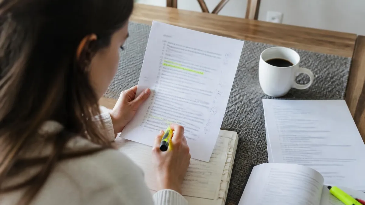 Examen de HHA (Auxiliar de Salud): Práctica Gratis en Español