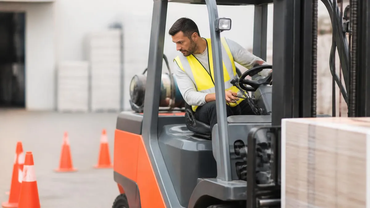 Forklift Safety Topics: AI News, Training Trends, and Operator Best Practices for 2026 June