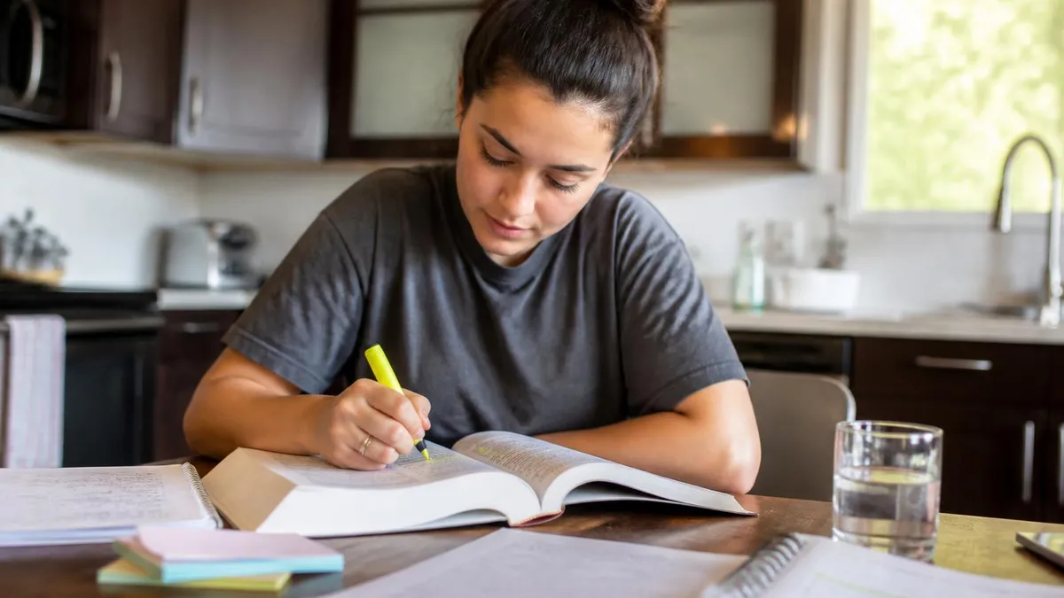 What is a Gdl Driver - GDL - Graduated Driver License certification study resource