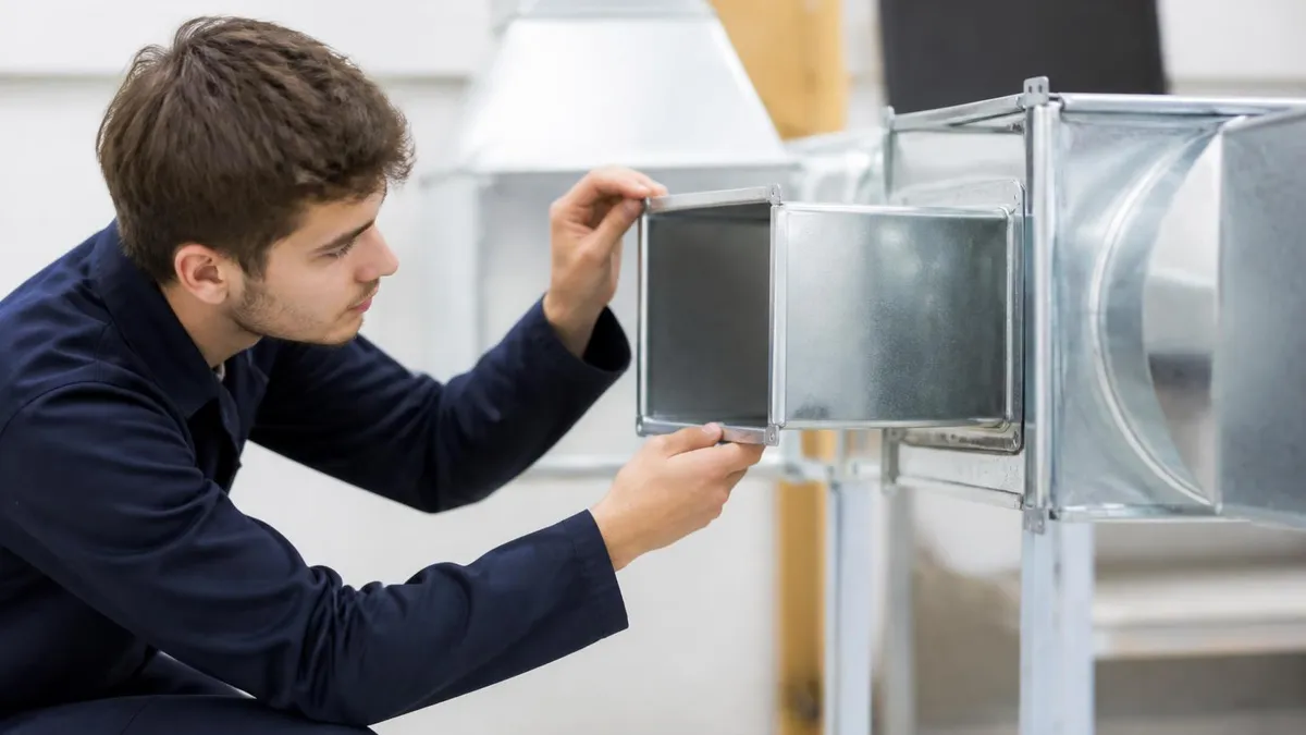 Best HVAC Contractors Near Me: How to Find, Vet, and Hire Top Local Heating and Cooling Pros
