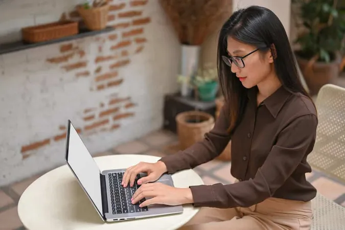 Portrait Female Freelancer Worki - AZ-900 study guide