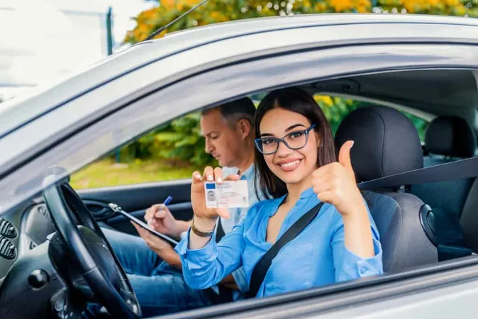 AZ DMV (Arizona Department of Motor Vehicle) Test Guide - Arizona Department of Motor Vehicle exam preparation
