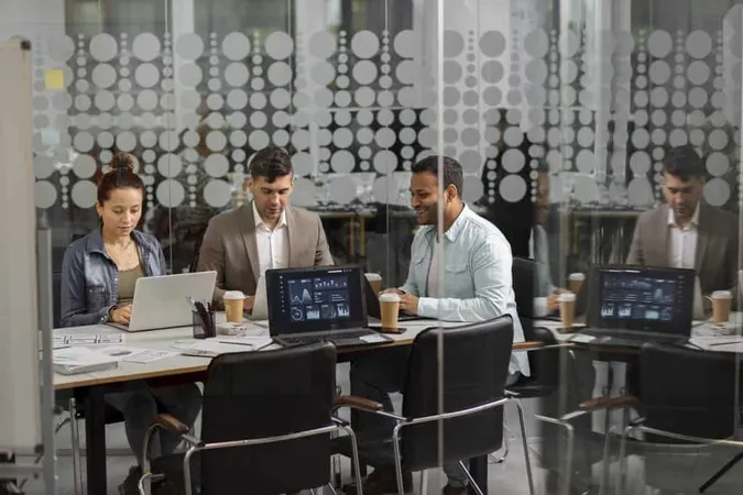 Modern Equipped Computer Lab 5 X - Certified Service Manager study guide