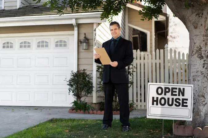 Sale Agent Preparing Presenting House 23 - Certified Residential Accredited Appraiser study guide
