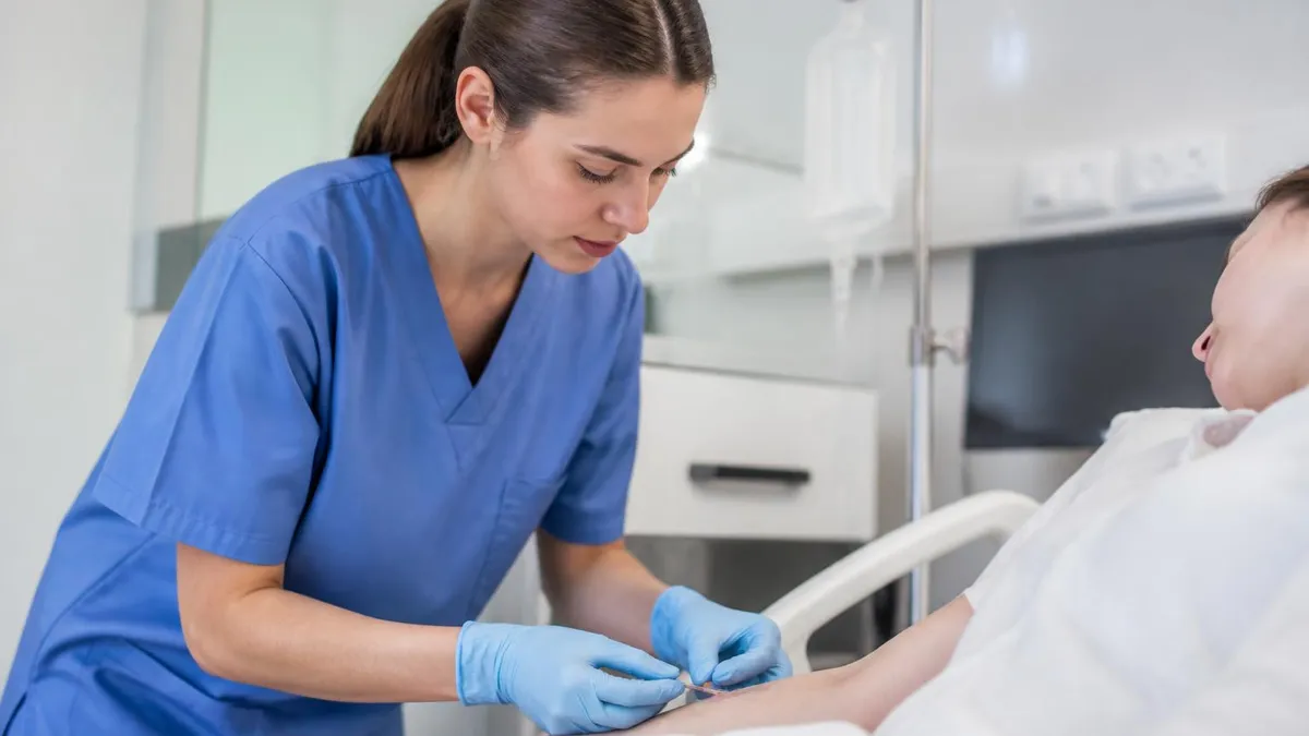 LPN to RN Online: Best Programs, Length, and How to Choose