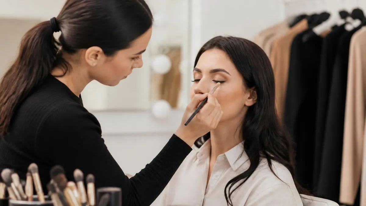 How to Become a Makeup Artist - MUA - Makeup Artist certification study resource