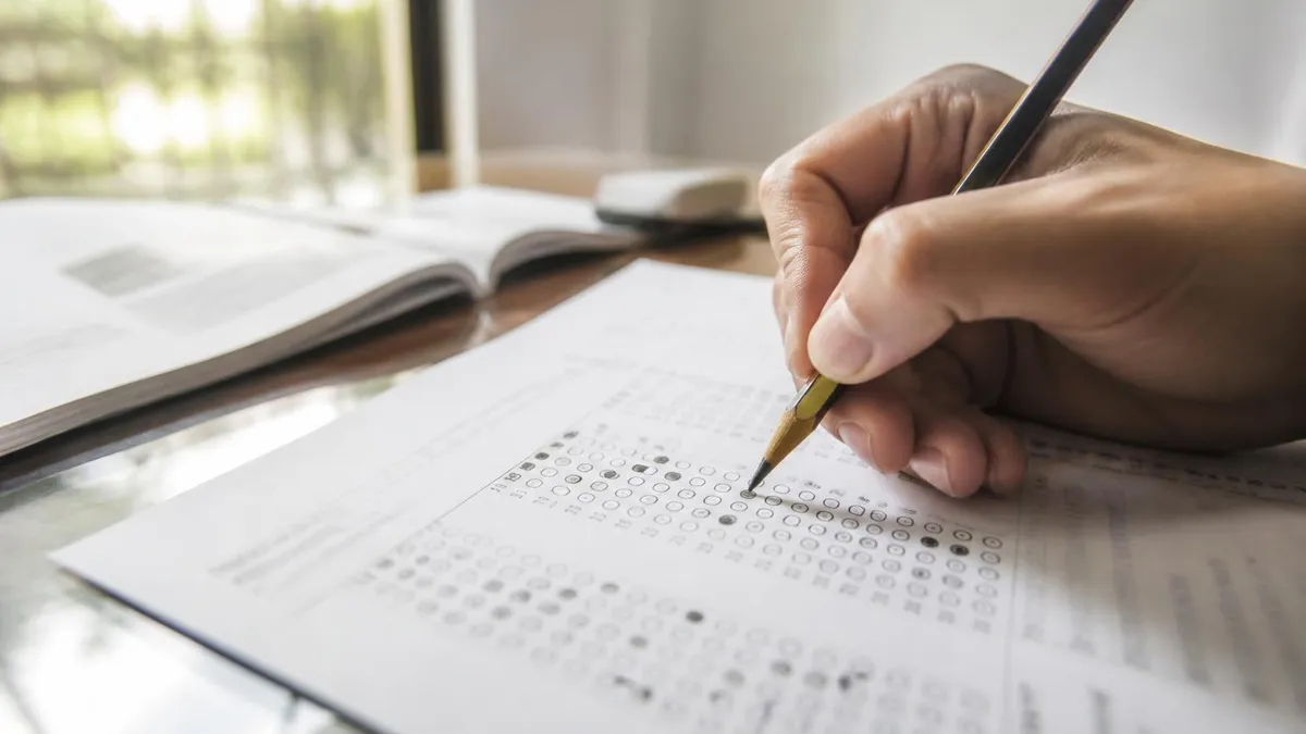 N-400 Reduced Fee: Who Qualifies and How to Apply 2026 June