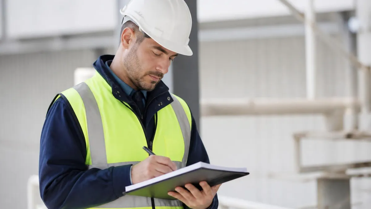 OSHA 10 and 30: Complete Guide to OSHA 10/30 Training, Cards, and Workplace Safety Certification in 2026