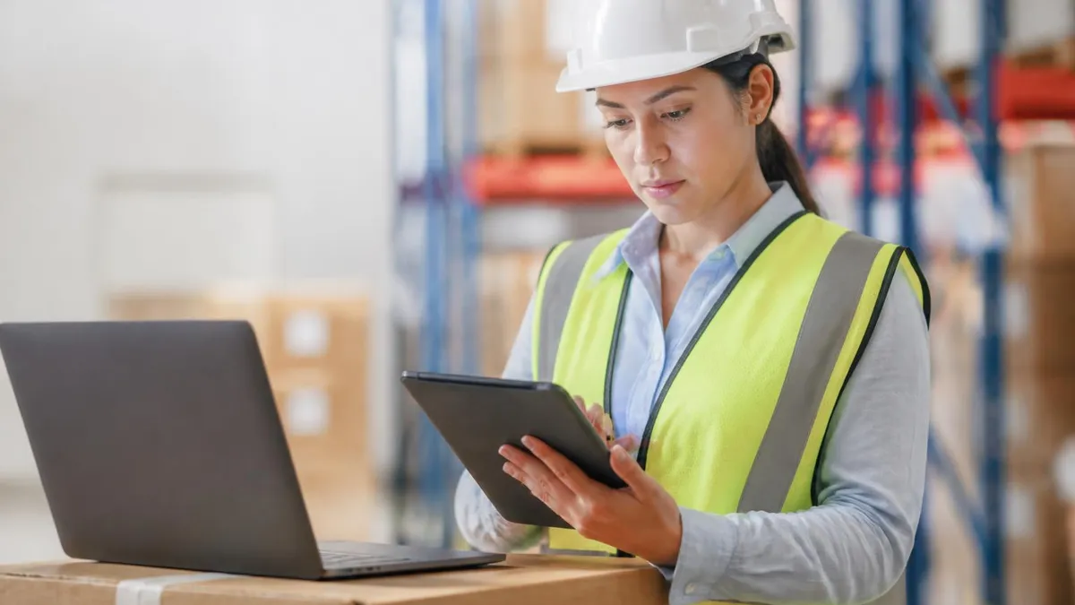 OSHA Is the Federal Agency Behind US Workplace Safety: A Complete Plain-Language Overview of What OSHA Does, the Standards It Enforces, and the Rights It Protects