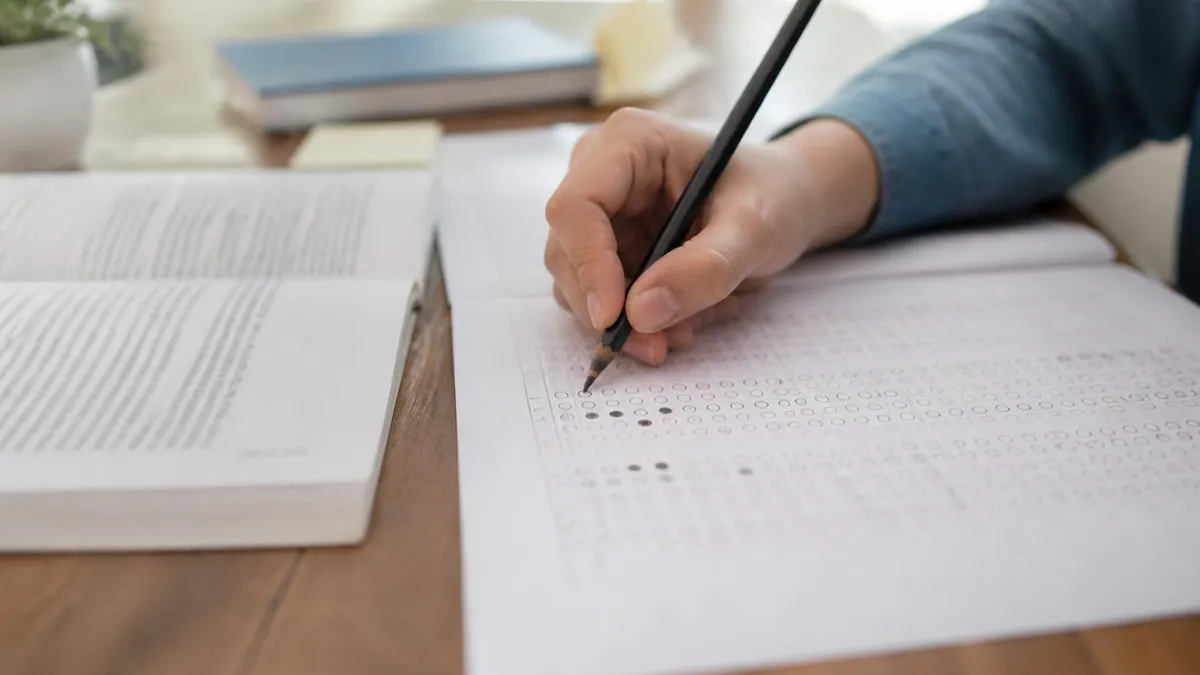 General English Writing Courses - SELT - Skills for English certification study resource