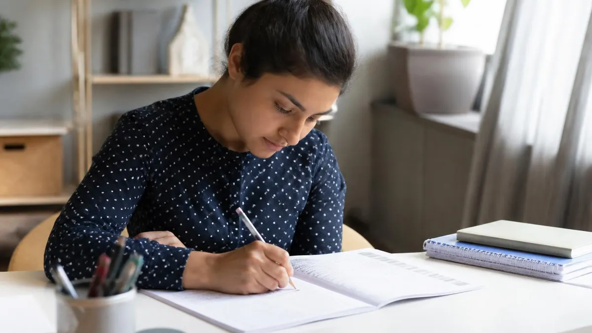 Virtual Assistant Guide - Virtual Assistant certification study resource