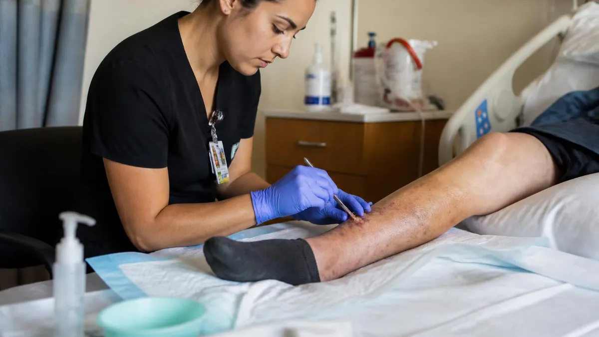 Hydrogel in Wound Care: How It Works, When to Use It, and Types in 2026